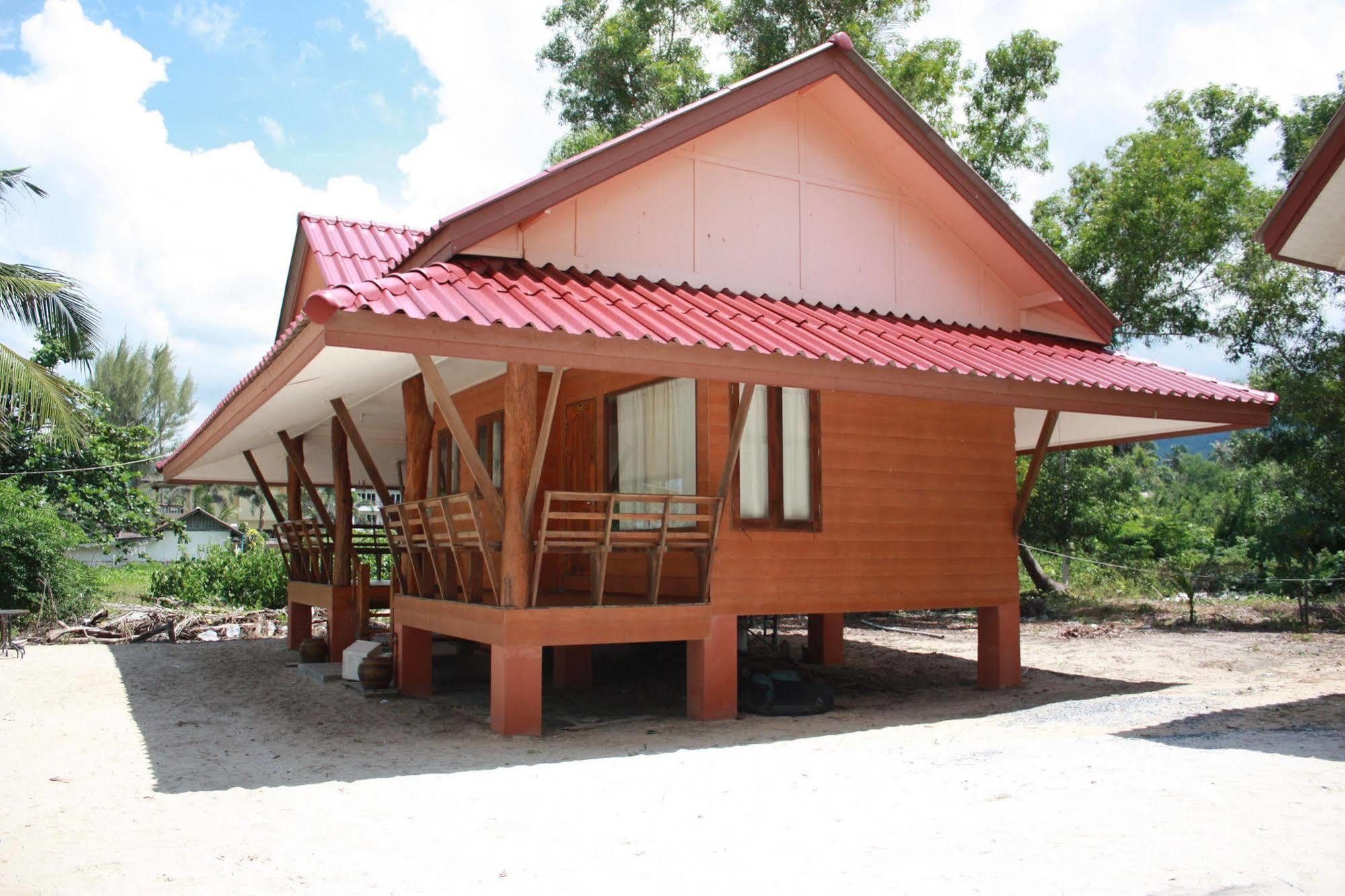 Hotel Phuphat Beach Khanom Exterior foto