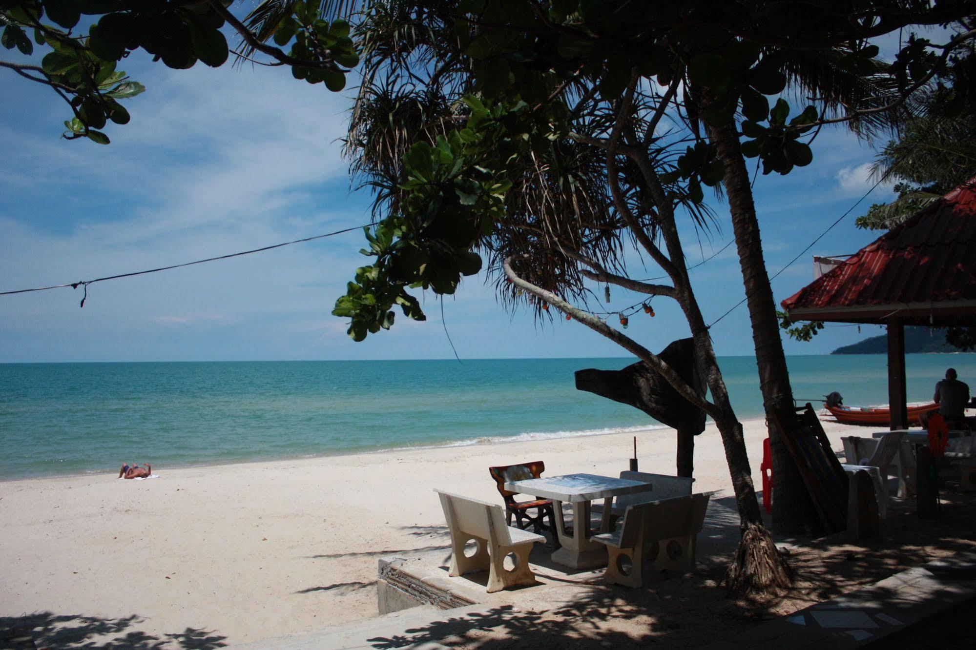 Hotel Phuphat Beach Khanom Exterior foto